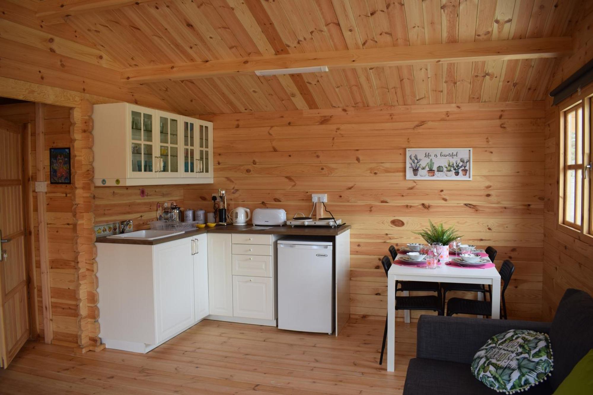 Cyprus Glamping Park Hotel Agios Theodoros Bagian luar foto