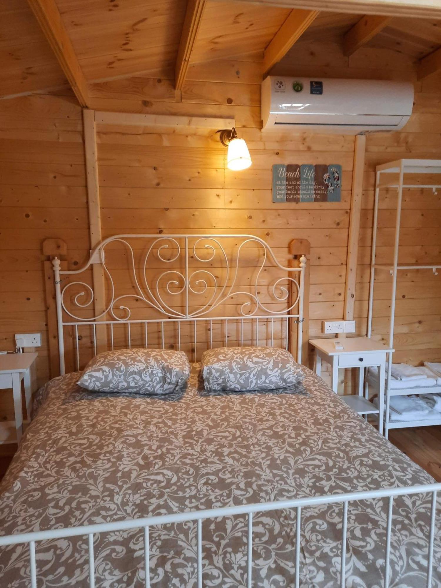 Cyprus Glamping Park Hotel Agios Theodoros Ruang foto