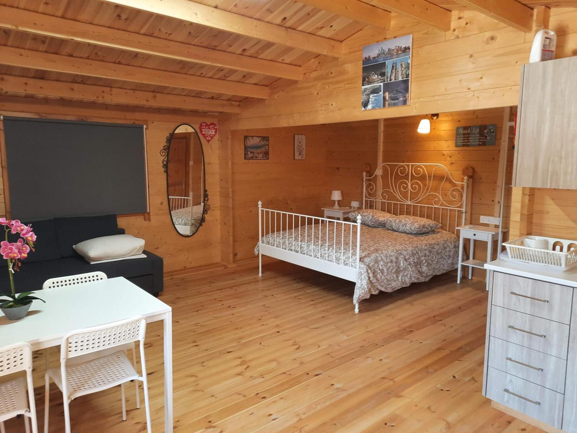 Cyprus Glamping Park Hotel Agios Theodoros Ruang foto