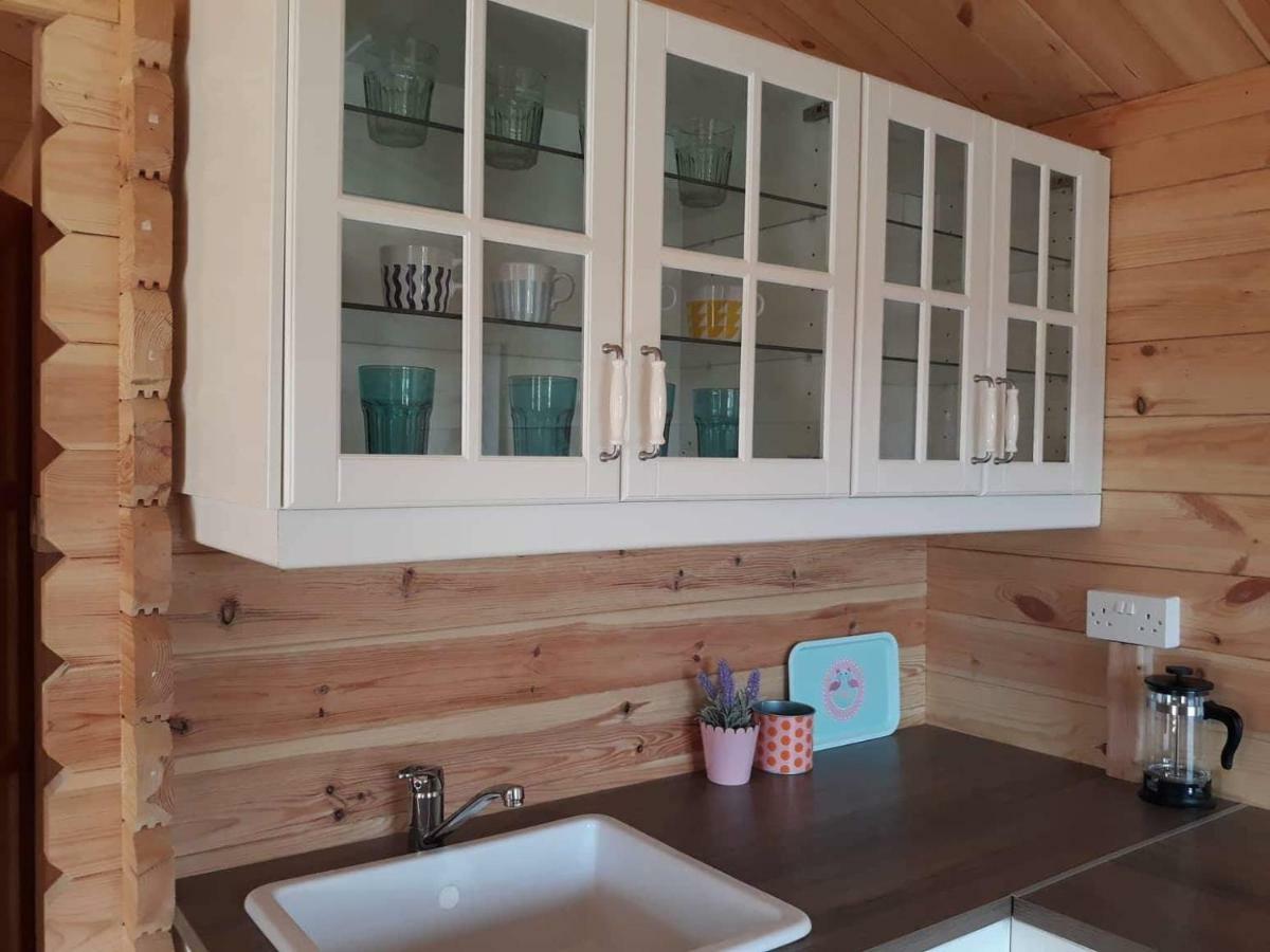 Cyprus Glamping Park Hotel Agios Theodoros Bagian luar foto
